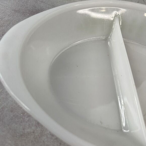 Vintage GlassBake Green Daisy Divided Casserole Dish Milk Glass 12” - Picture 7 of 13